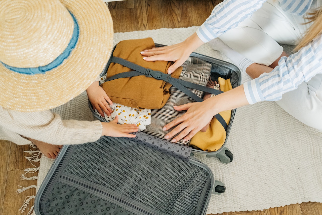 Time to pack your luggage and take the kids on a family holiday!